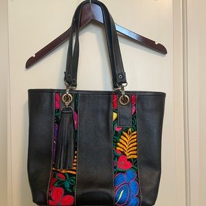 New w/o tags Beautiful Embroidered Large Tote Purse